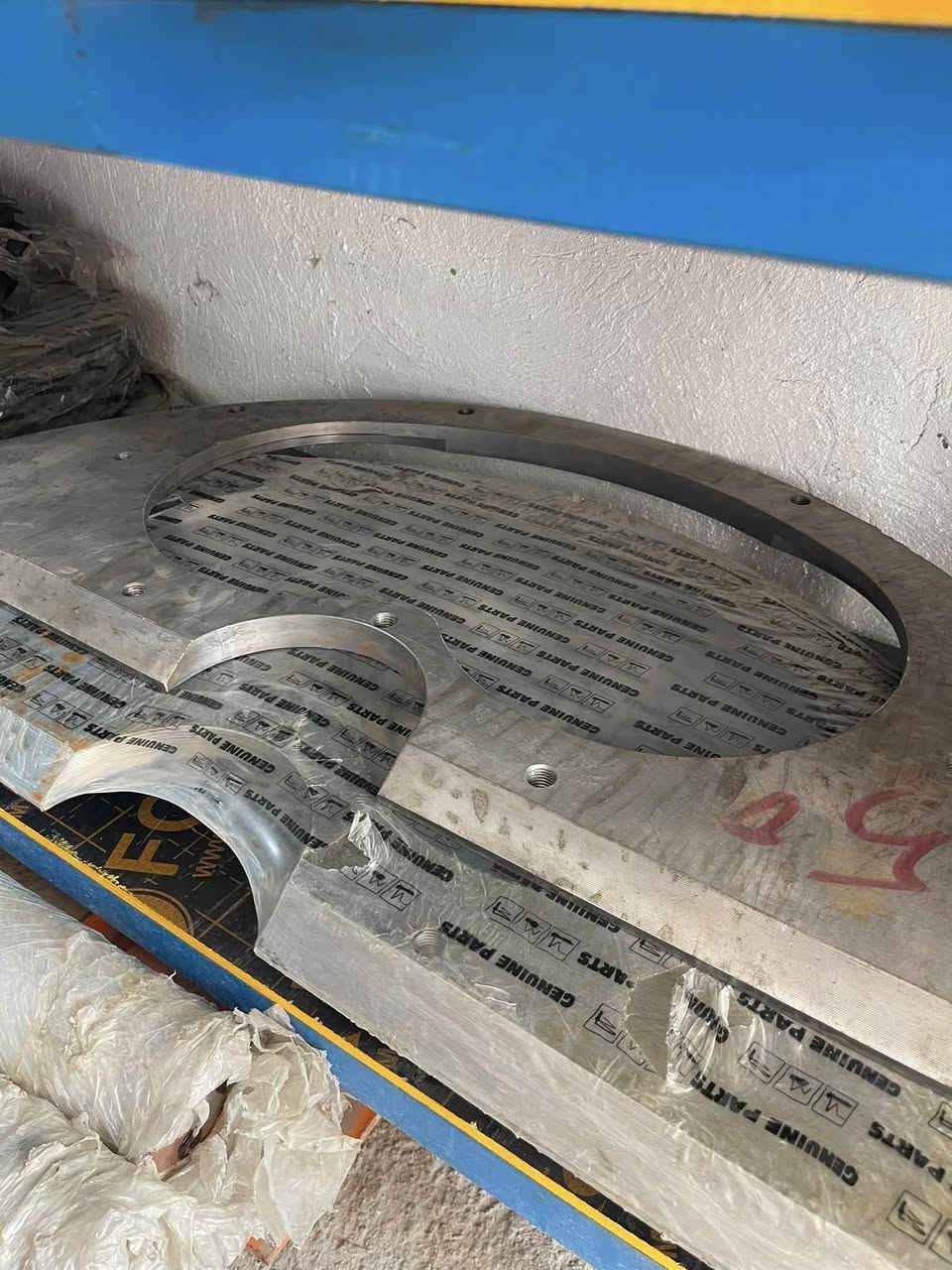 محلات المشرق لقطع غيار البم والخباطة 🛎️
🔩⚒️ نوفر جميع قطع غيار مضخات الكونكريت (البم)
⚙️🔧 كافة مستلزمات الخباطة وبأفضل جودة مضمونة

📍 العنوان: بغداد – جرف النداف
مقابل محطة وقود السلام

👤 الإدارة: أبو وائل
📞 هاتف: ***********
📲 واتساب نفس الرقم

🚚 توصيل إلى كافة محافظات العراق
💰 أسعار منافسة تناسب الجميع
📦 البيع جملة ومفرد ✅

حياكم الله بأي وقت
