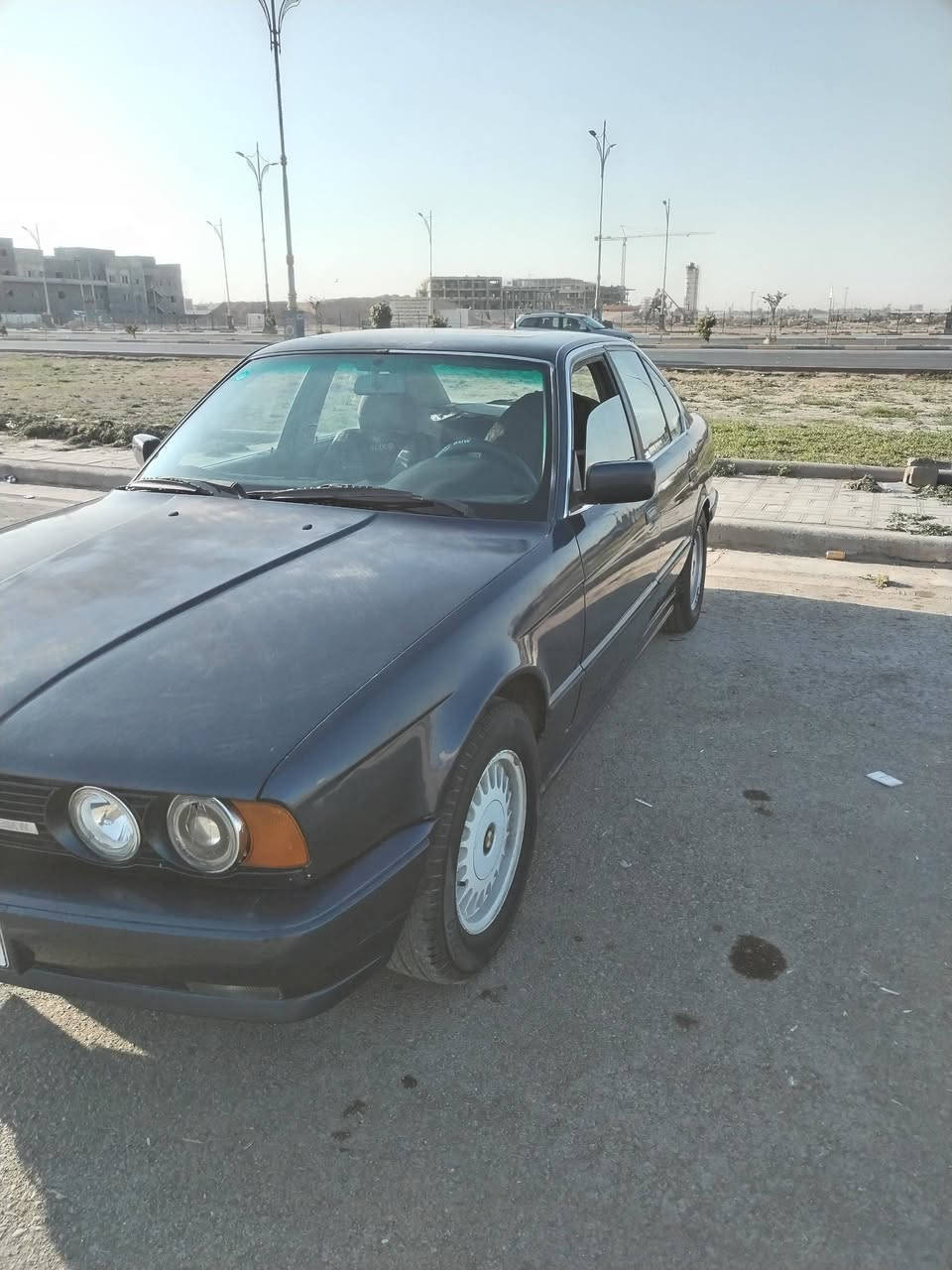 سلام عليكم
بيئم 525i
مكينه مسكر عدل كير جديد مال صقر 
اصل بليته وسنويه
موديل 92
رقم انكليزي  مميز سنويه لغايه 29هزه جديده
لايت زنون
تبريد ثلج 🥶
تخم تاير جديد
مصبوغه عام بعدني ممبولشه
مكفوله منضربه القويه
السعر 47
مكاني كربلاء
رقم ***********

