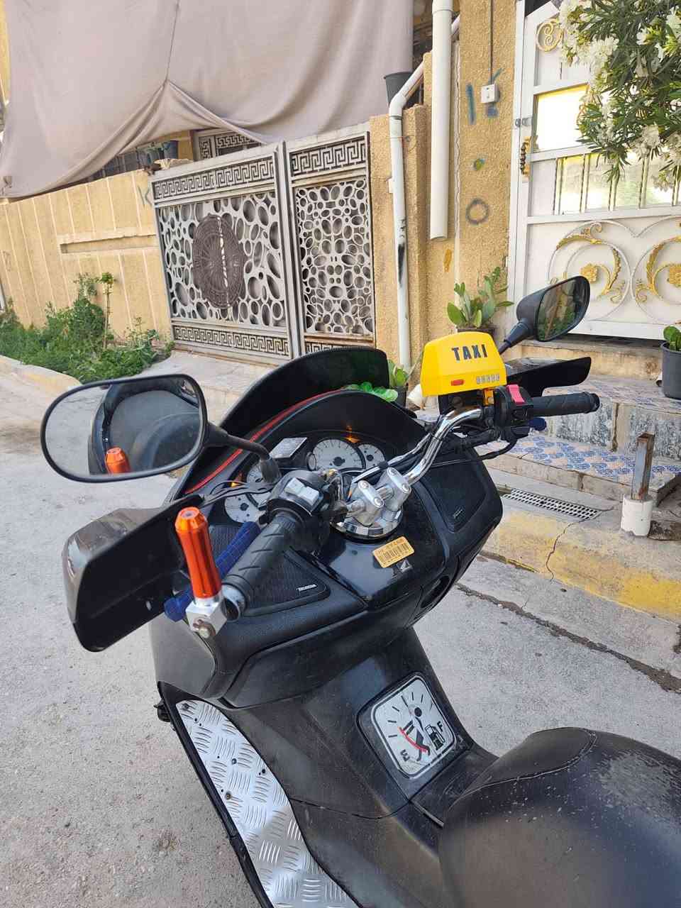 سلام عليكم للبيع فورزة بصمه صفر 8 نضيفه كله شغال نكره سلف اي وقت سعر 700 بيها مجال بغداد زعفرانيه ***********
