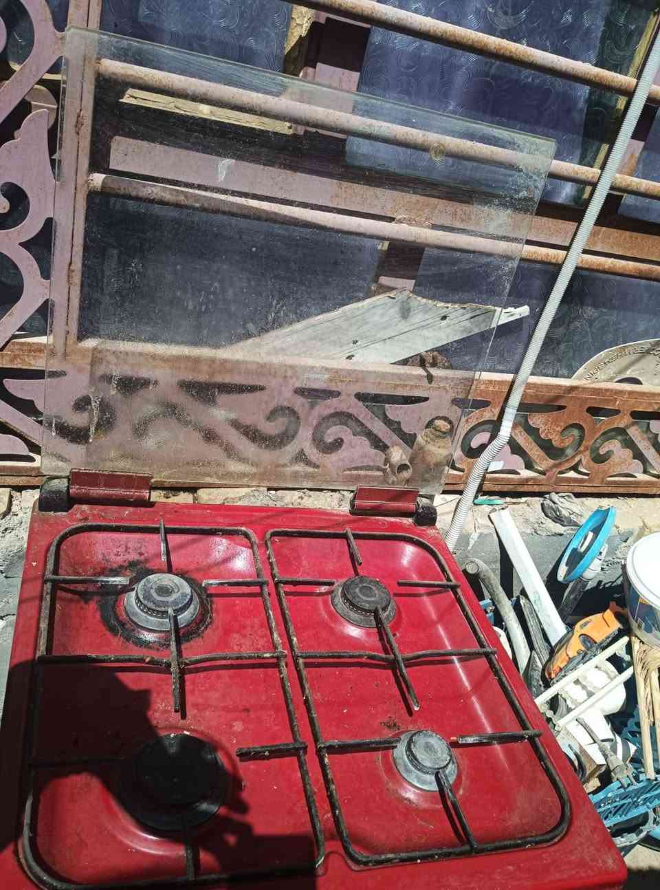 طباخ للبيع الفرن شغال
والعيون ٣شغالات


**إذا كنت صاحب هذا الإعلان وتريد حذفه لأي سبب، رجاءا أرسل رسالة إلى الدعم الفني**