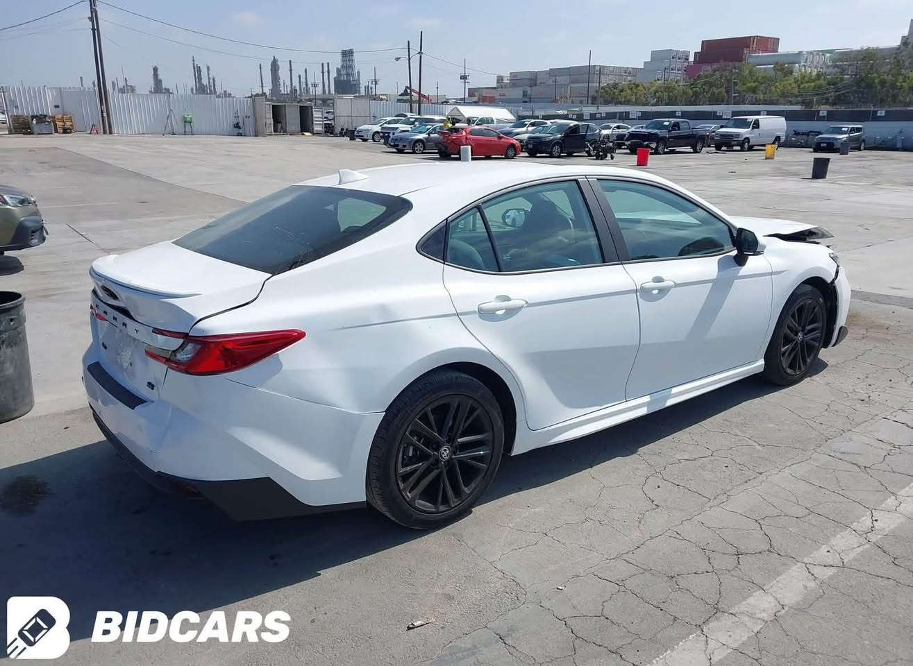 للبيع – تويوتا كامري SE هايبرد 2025
بدون تصلیح 
🚘 Toyota Camry SE Hybrid 2025

* فئة SE الرياضية
* محرك 2.5 لتر هايبرد اقتصادي جداً
* ناقل حركة أوتوماتيك (eCVT)
* دفع أمامي (FWD)
* شاشة لمس
* Apple CarPlay وAndroid Auto
* كاميرا خلفية
* تشغيل بصمة ودخول ذكي
* رادار، مثبت سرعة، ونظام المحافظة على المسار
* جنوط رياضية

🔹 السيارة بالطريق إلى ميناء مرسين – تركيا.
🔹 الضرر موضح في الصور.
🔹 بدون إيرباك وبدون دواخل.
🔹 دخول جديد.

📞 للمزيد من المعلومات: ***********
وتسئاب موجود
