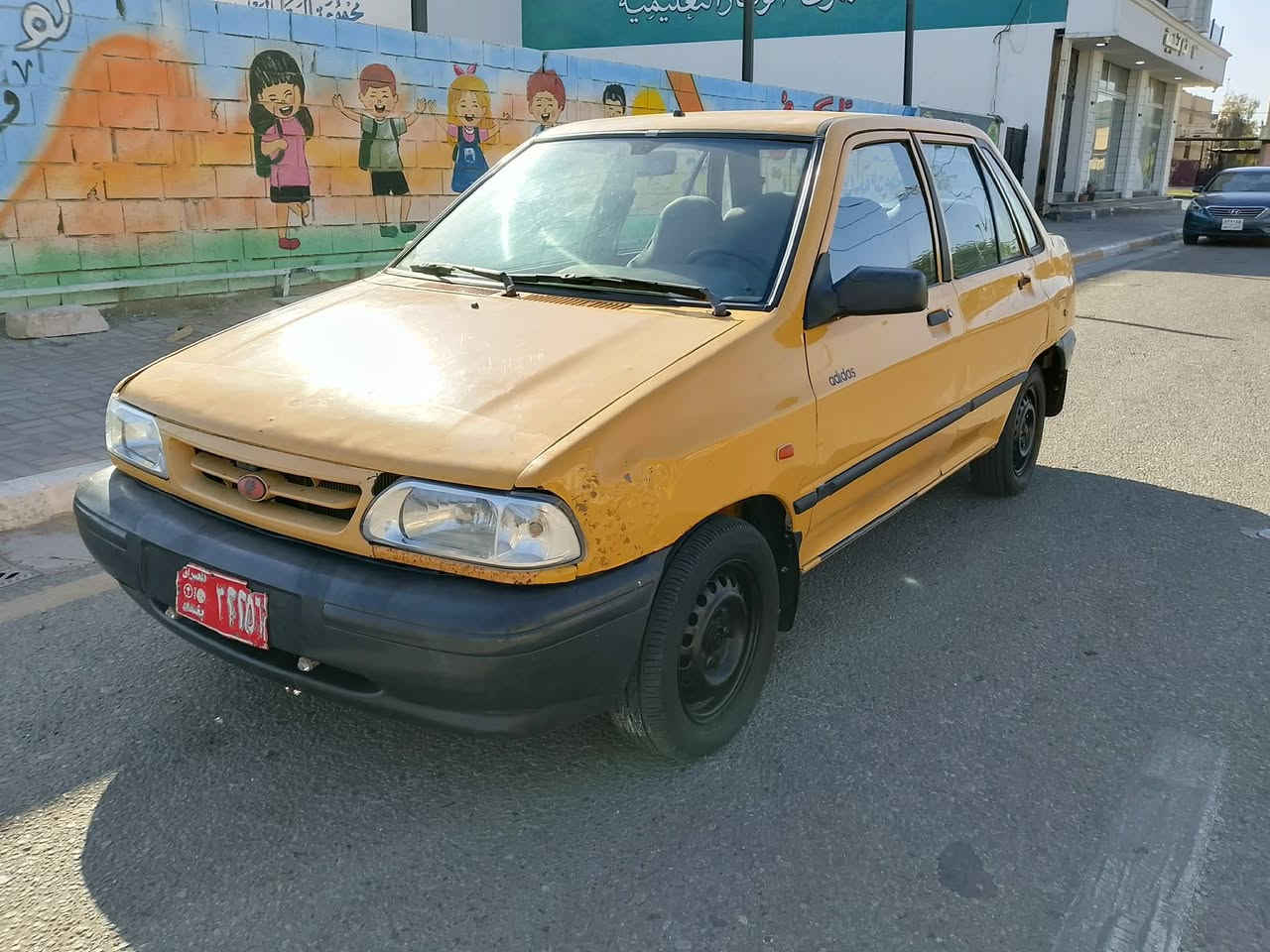 سلام عليكم سايبه. موديل 13.   رقم بقداد.   مكفوله من ضربه.  مكينه ستوني شادها. حداديه جديد دواخل جدد مكان سياره كربلاء المقدسة سعر 12 ورقه ‏‪***********‬‏ لل ستفسار
