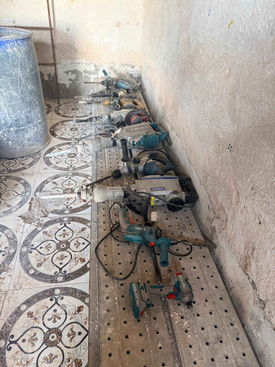 سكلة كاملة للبيع
التواصل على الرقم أدناه :

***********
