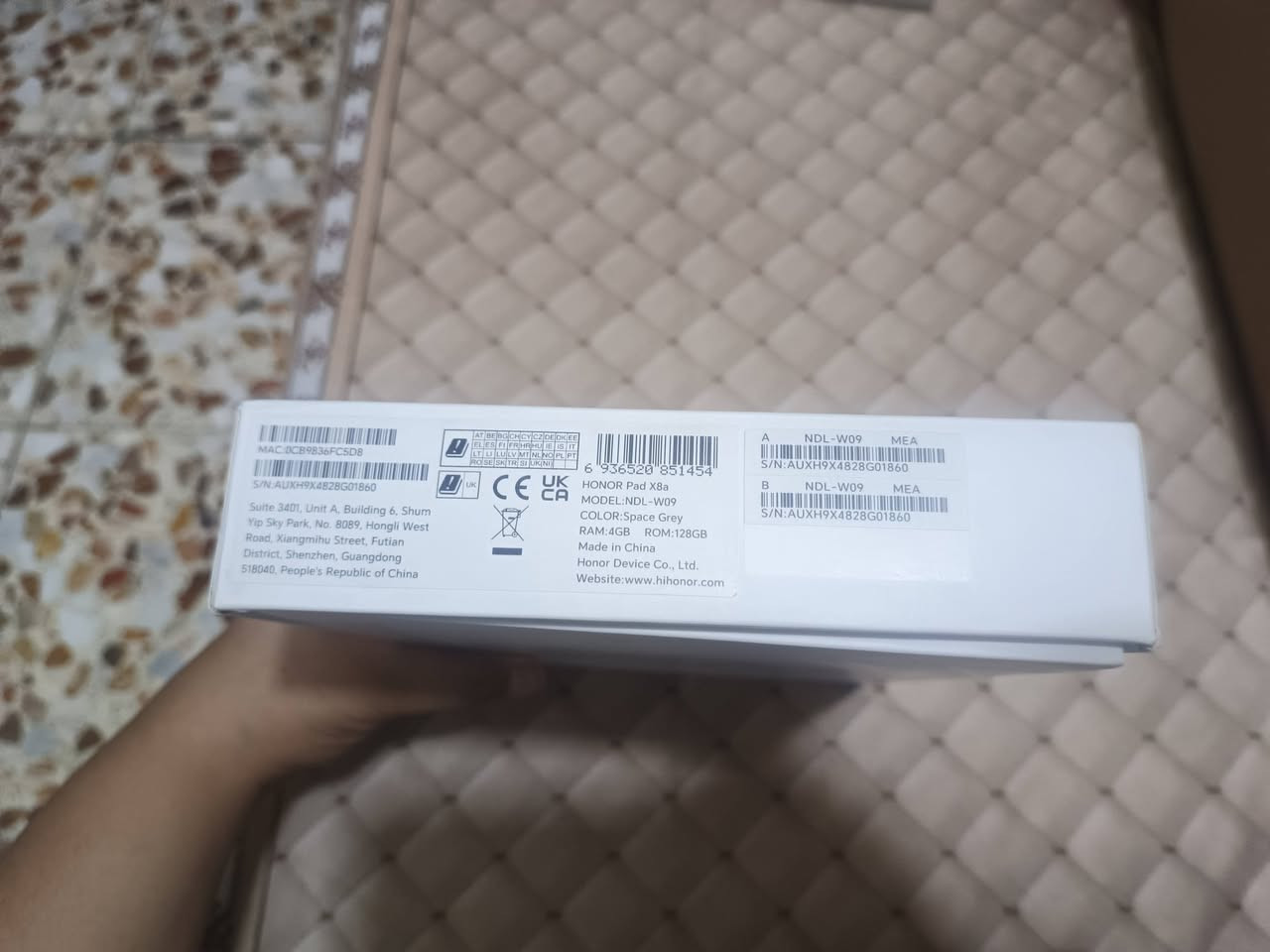 سلام عليكم ايباد هونر a8x ذاكره 128 عشوائيه 12 رام 4 شاشه حجم 11انش شاشه امولد 120هيرتز ايباد اخو الجديد سعر 220 وبي مجال حك الجيه رقم ***********وبي وتساب

