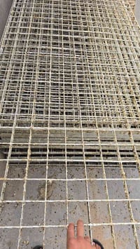 ٣٠ قطعة • ٣×١ م • بغداد