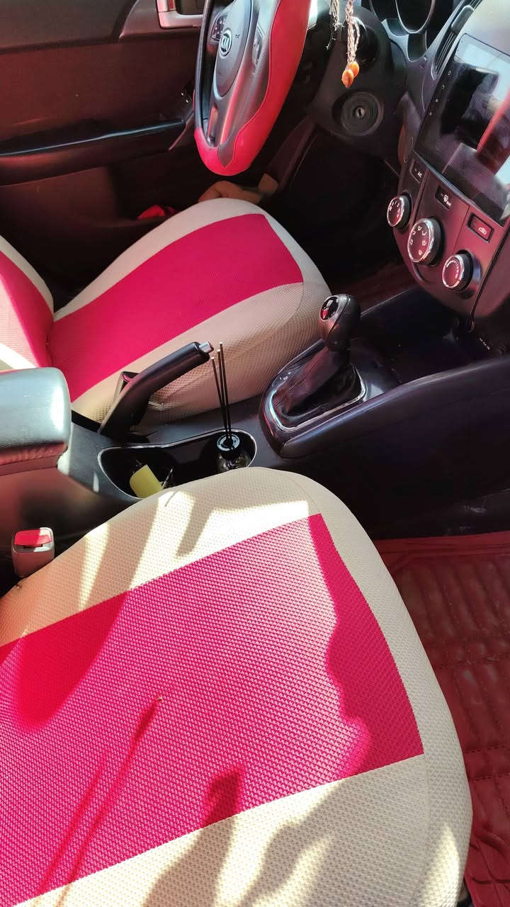 سيراتو 2011 ٣قطع صبغ بدون داخل جاهزه من كلشي كير مكينه تتفه تبريد حداديه شاشه كامره غرفه جديده السعر ٨٨مكاني ديوانيه ***********
