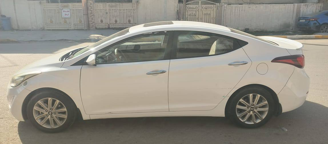 السلام عليكم...
النترا 2015 خليجي ابيض ، بغداد محرك 1800 ، فول مواصفات عدا البصمة  تبريد قطعتين ، تحكمات ستيرين ، مري شفط ، اشاير بالمري ، فتحة ، اربع دسكات .
السعر الاتصال  على الرقم
***********
المكان بغداد
