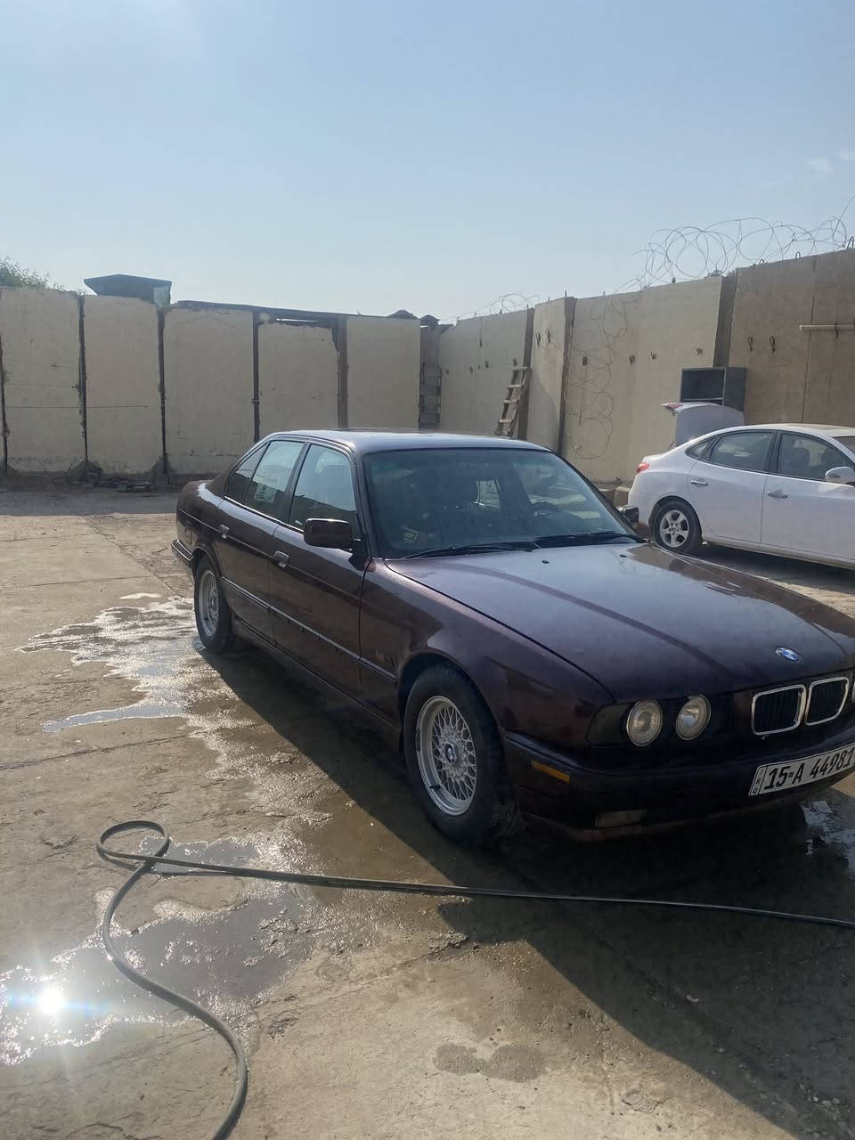 525 اصل سنوية وبليتة مسكر عدل موديل 1992 رقم انكليزي سنوية لل2029 السيارة مصبوغة عام وبيهة طخة موضحة بالصور تخم تاير صدر خلفي جديد وصدر الامامي 60 ./. كير مكينة اكسل يخبلا  نشاط وعزم ورزانة  السعر 60 مكان السيارة بغداد المدائن للتواصل *********** واتساب او خاص  واذا مراوس  بصقر 40
