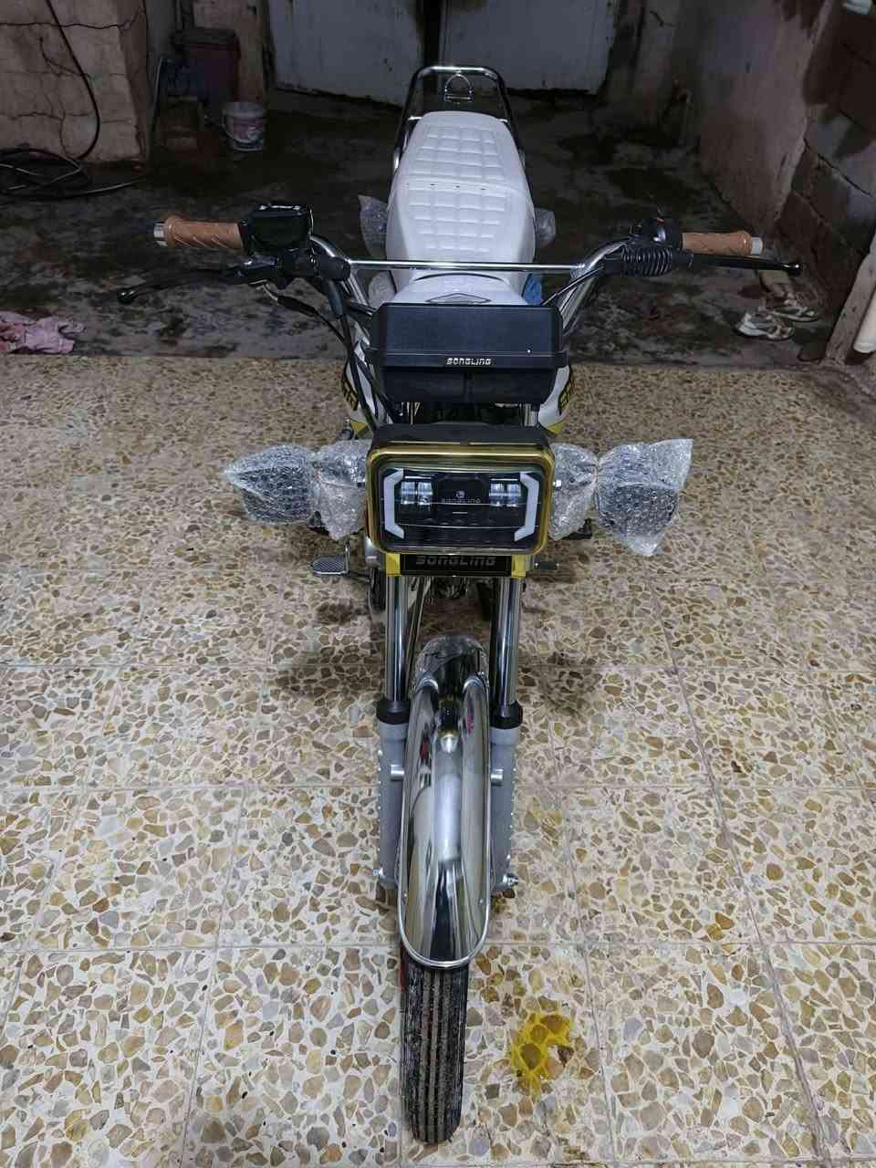 سلام عليكم تايكر مديل 2025 كفاله عامه المكان  بابل القاسم السعر 800 وبيه مجال تصال ***********
