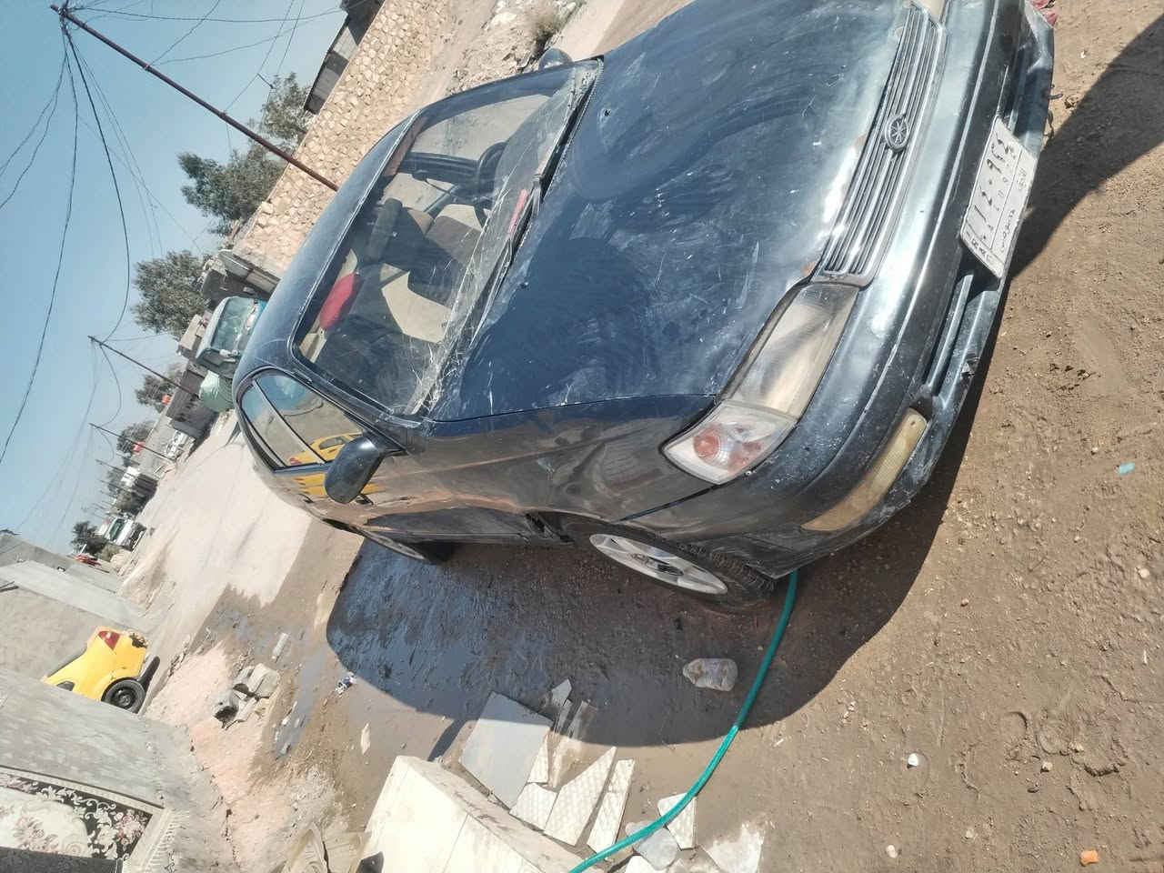 السلام عليكم للبيع سياره نضيفه كرونه مديل ١٩٩٣ كير مكينه شرق سياره ما عايزه شي مكان طريق كربلا عمود ٢٠٠ نجف لشراي تصال فقط مكلف بل نشر رقم راعيه ***********
