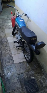 دراجه كلك للبيع فول نضافه شراي خابرني 07829854572