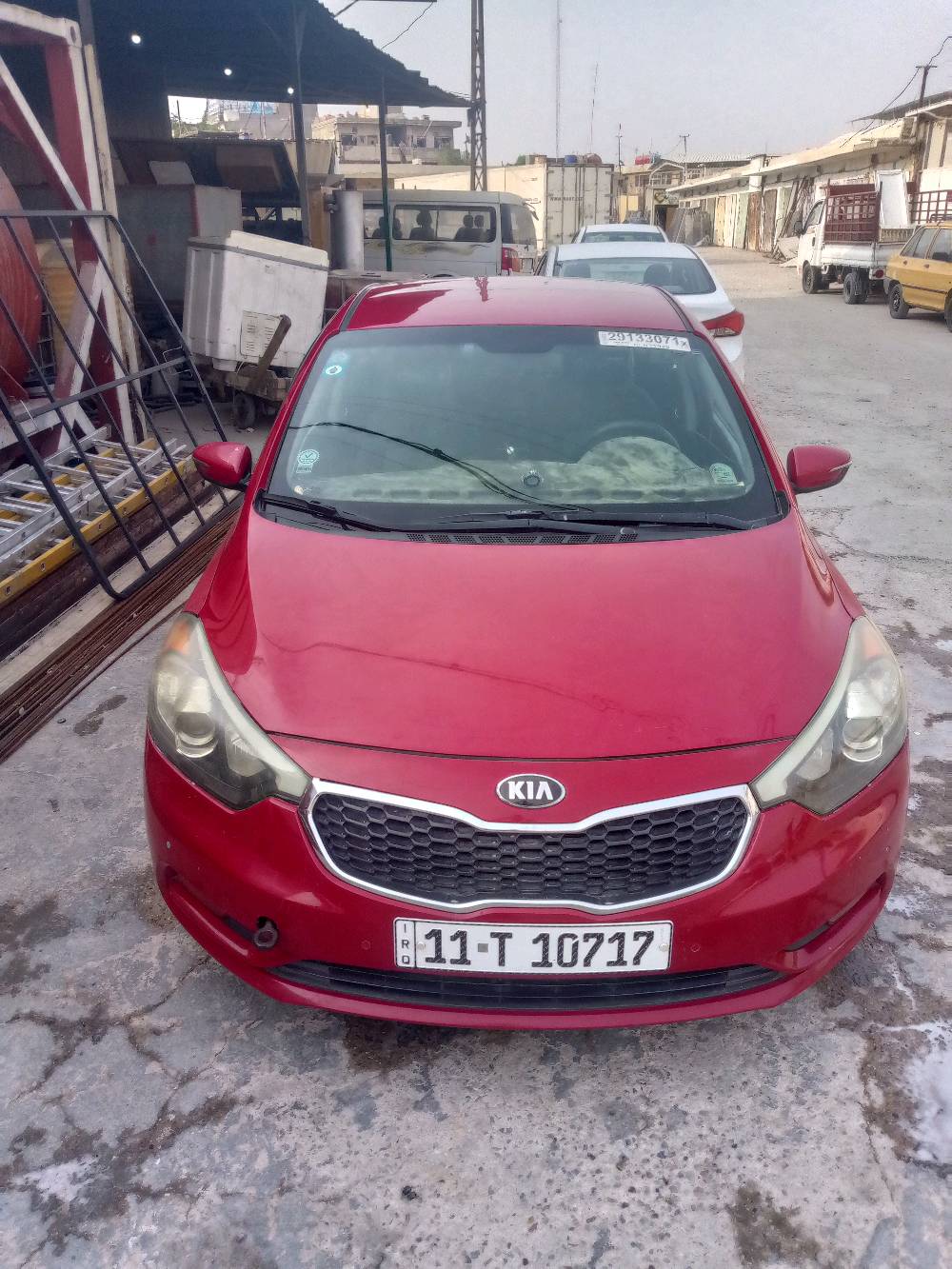 سلام عليكم 

كيا فورتي    لون احمر 

مديل 2016

مكينه دوش 1800.          كير اوتوماتيك AT

حادث وارد امريكي 

مواصفات نص فول 

الداخل لون واحد

رقم بغداد جديد 

تخم تاير خط ابيض 

العنوان بغداد العبيدي شهداء الثالثة 

السعر 112. وبيه مجال للطيبين

***********ه