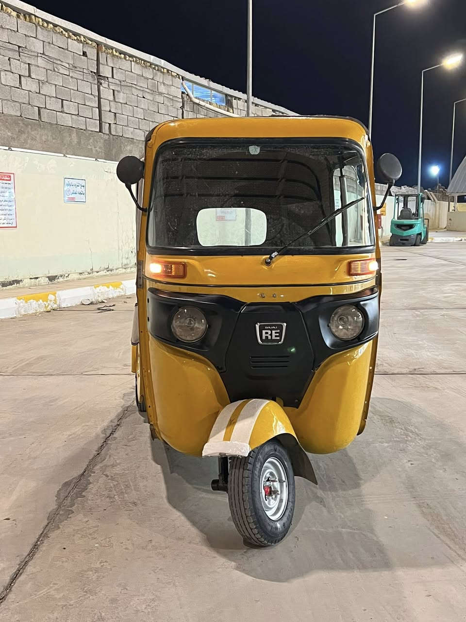 سلام عليكم تكتك لبيع ٢٠ شهر ٦ وراق وكيله شاكر ابو لمجر تكتك كفاله عامه ستفسار  علا رقم***********
