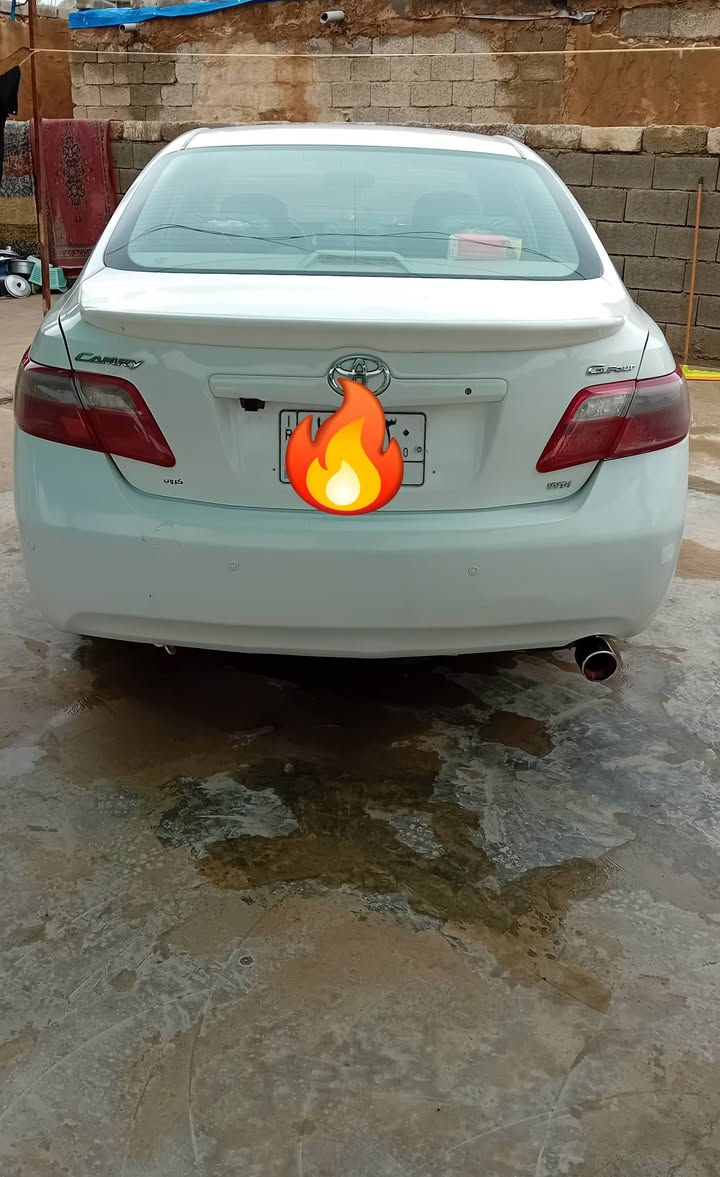 السلام عليكم كامري لبيع موديل 2007 خليجي سيارة كاملة كير ومحرك شرط نضيافة فول تبريد شغال تدفئة شغال تخم تاير جديد سيارة انطيك بيها شرط التحويل السعر 95 وبيها مجال مكاني تكريت حي الزهور الهاتف ***********
