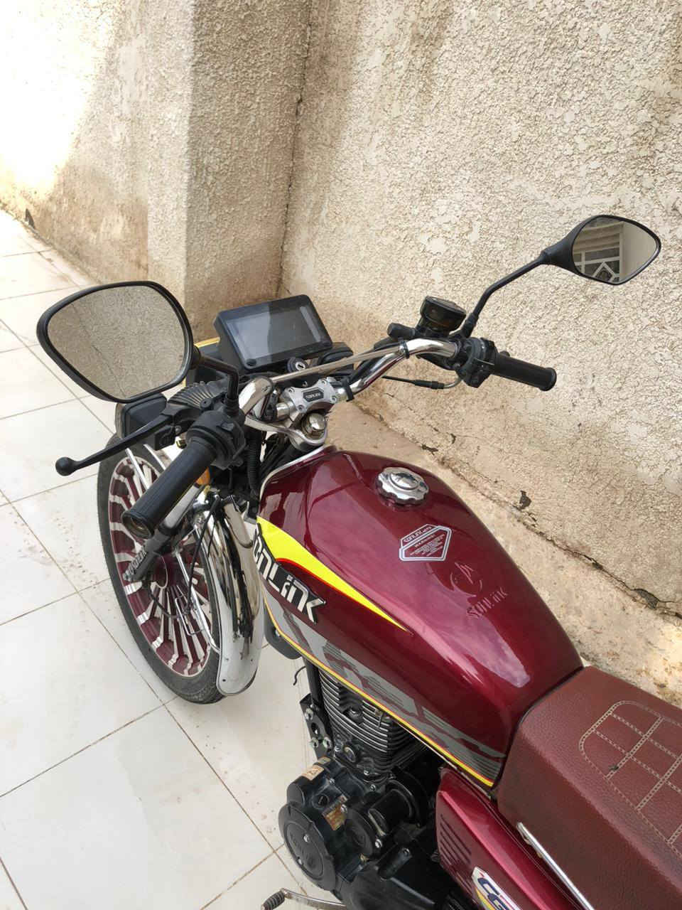 السلام عليكم .. دراجه سونلنك مديل 24 طالعه بنهاية 2024 نظيفة و مهتم بيها كلش استخدام شخصي عارضها 775 و بيها مجال . تواصل وياي عالرقم ***********
