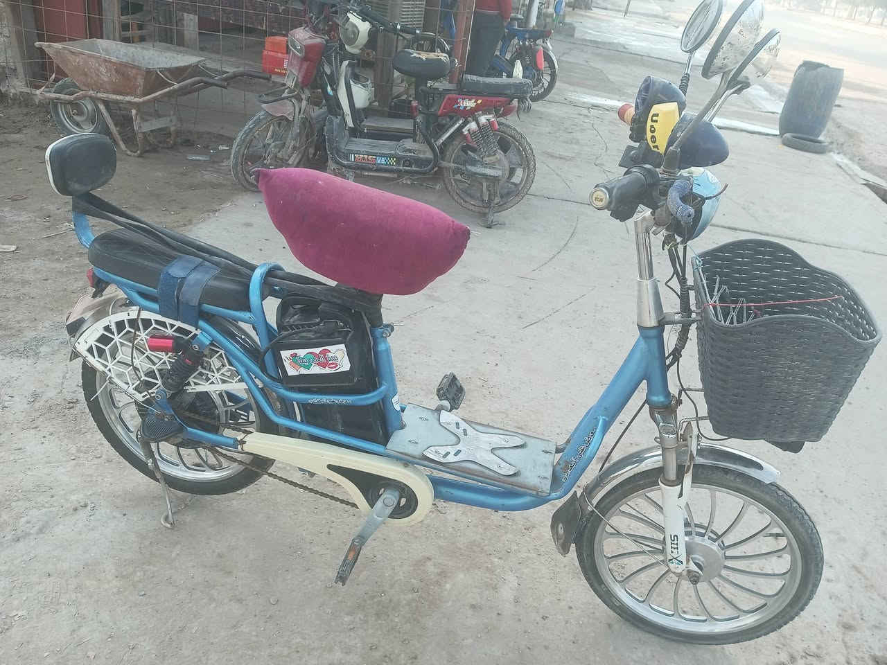 مطور حجم ٢٠ للبيع بطاريات جديده سعر٢٥٠ قفل حي الرساله هذا رقمي***********
