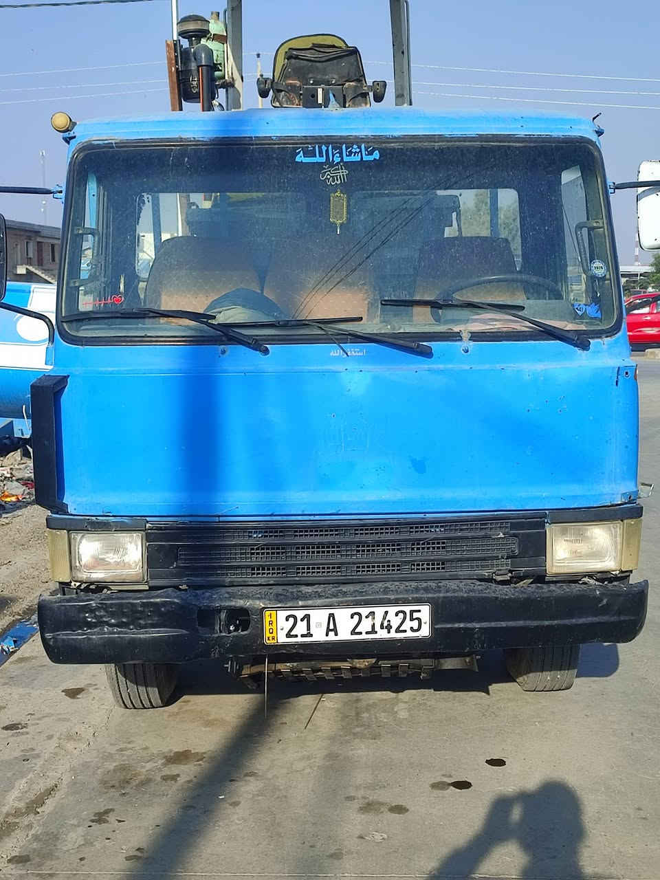 خباطه هيه وغراضه كامل وشفل كوماتسو حجم 40 وسياره افيكو   للاستفسار اتصل***********
