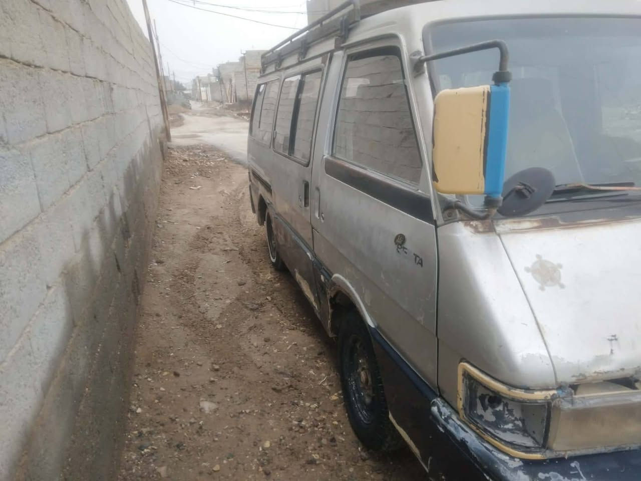 السلام عليكم للبيع كيه بسته موديل 93 محرك كير خير من الله رقم بغداد تحويل ثاني يوم سياره حلوه ما بيها صبغ ولا ضربه خطها حي المعلمين بعقوبه للتواصل على الرقم ***********
