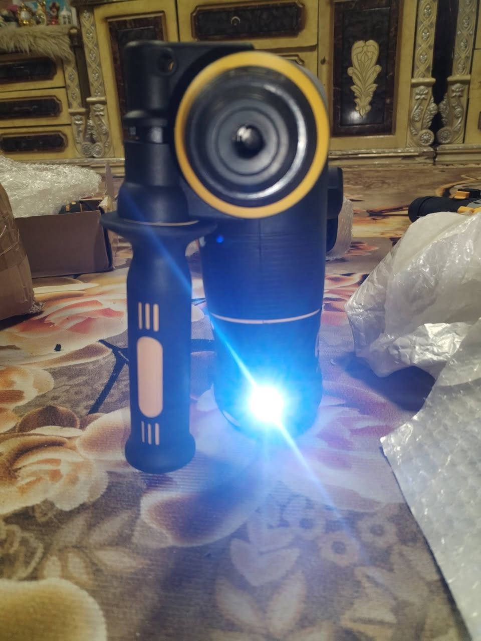 دريل دولت امريكي مع بطاريه انطي سعر الي يرضي الله وبل عافيه عليك


**إذا كنت صاحب هذا الإعلان وتريد حذفه لأي سبب، رجاءا أرسل رسالة إلى الدعم الفني**