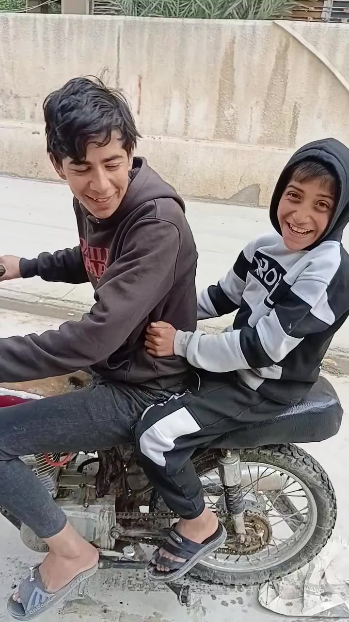 بارت عيتاني 9999السعر 80الدوسه مال بريك طاكه


**إذا كنت صاحب هذا الإعلان وتريد حذفه لأي سبب، رجاءا أرسل رسالة إلى الدعم الفني**