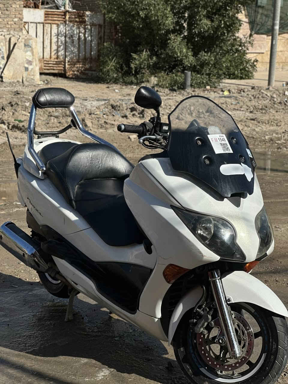 فورزه 0/10 مكفولة مواصفات   فول الدراجة نظيفة كلش والدراجة اصولية ومرقمةكير 
 مكينة كله مكفول ومثل ما واضح كدامكم الاتصال ع الرقم /*********** 
والسعر خاص
