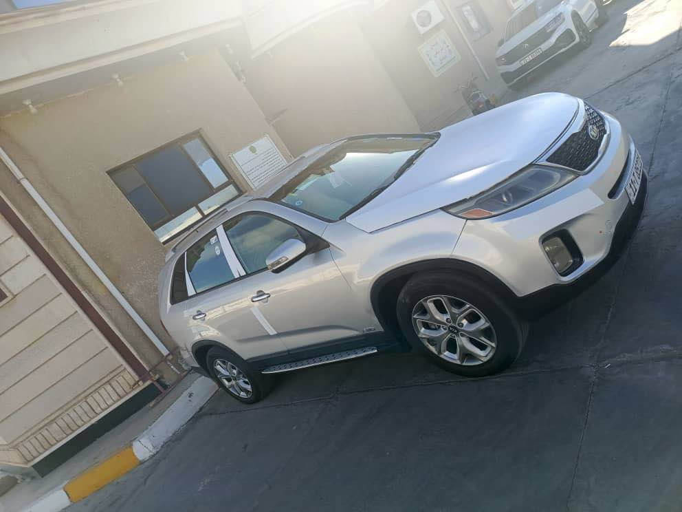 سورنتو موديل 2014امريكي (***********)بيها 3قطع صبغ حادثه بنيد فقط مكينه وكير كفاله 4سلندر رقم بغداد تحويل السعر 125وبيها مجال بسيط بيع ومراوس مكاني البصره البصرة, العراق
