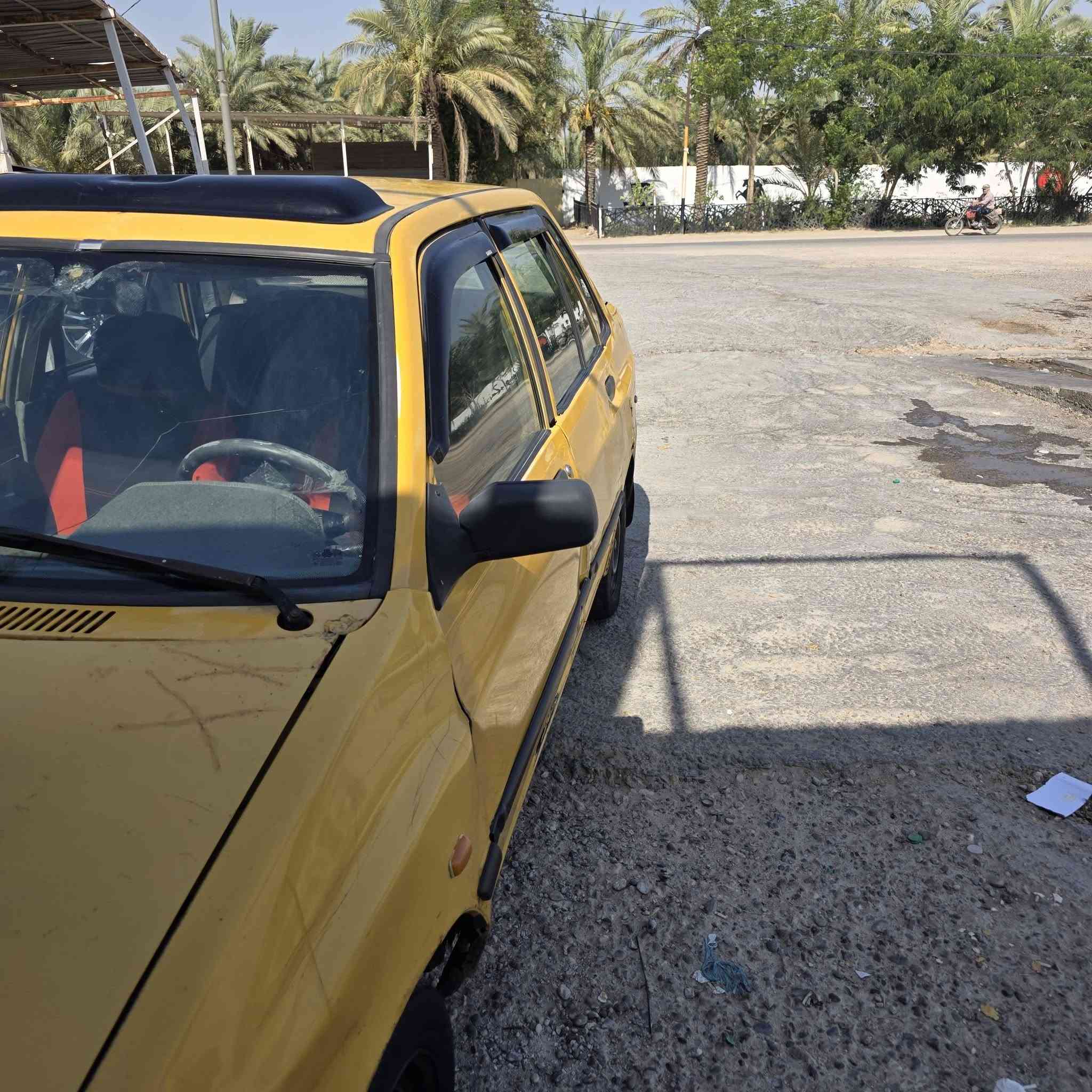 سلام عليكم سياره للبيع مديل 11 سعر 12 وبيهه مجال مكان نجف كوفه ***********
