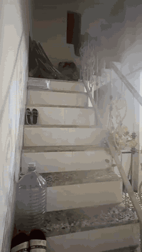 للرهن  دار مساحه 100 متر مربع   حي الجامعه مقابل قصر الثقافه   يحتوي ع...