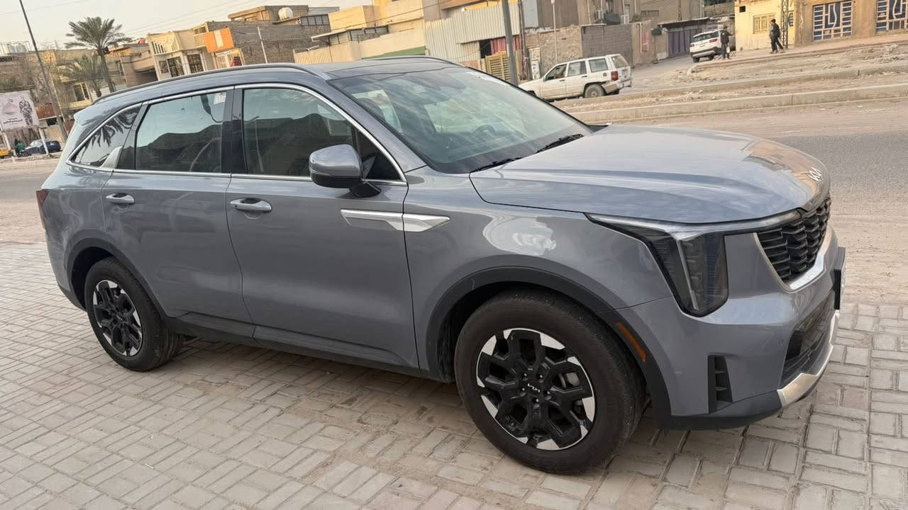 سورنتو 2025 امريكي
ماشيه22 دخول جديد

لون رصاصي

7راكب

شاشه متصله

تشغيل عن بعد 
محرك 2500تيربو
تدفئه تبريد  كشنات واستيرن
حساسات

بصمه

بنوراما

سياره فول للاخير وبقيه مواصفات معروفه

ضربته من امريكا شبر بارد يم قبق البانزين

وهنا انضرب عندي نص باب ورجعته درجه اولى

للاستفسار الاتصال7740000774
