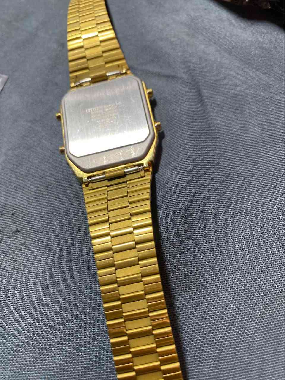 CITIZEN 
🌴🌴
اصلي.
👏👏ياباني 
👈👈👈ذهبي السليمانية, العراق


**إذا كنت صاحب هذا الإعلان وتريد حذفه لأي سبب، رجاءا أرسل رسالة إلى الدعم الفني**