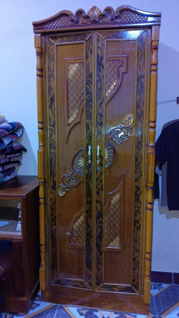 آلسلام عليكم غرفه اخشاب تفصال مابيهه اي نقص ولا متعوبه عنواني بصره تحديًا گرمه علي 
السعر مليون وبيهه مجال 
هاتف ***********8 
@إشارةالجميع
