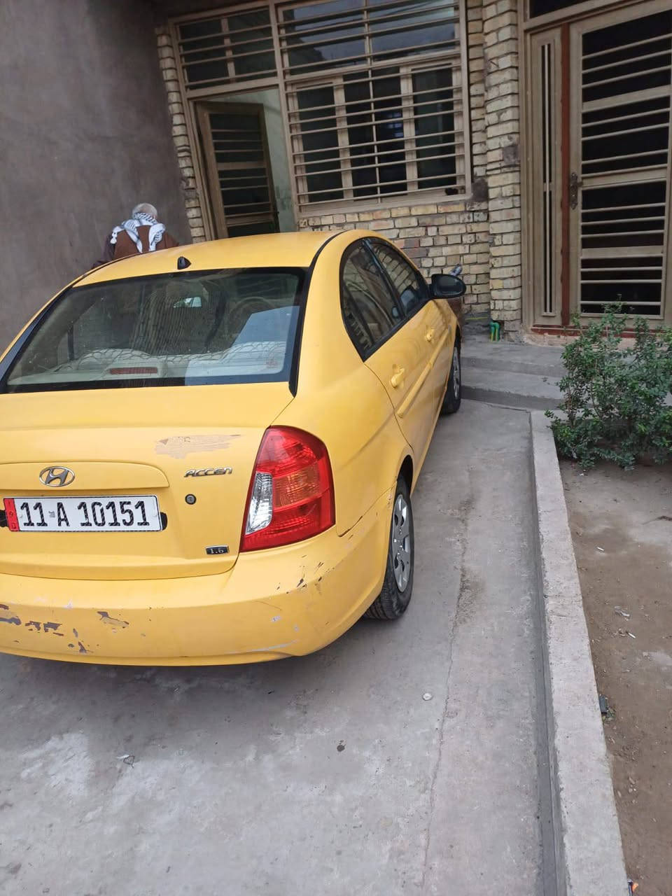 السلام عليكم من رخصت صاحب الكروب المحترم اكسنت موديل 2008السياره جديده كفاله قبل سبوع شاد كير ومحرك تخم تاير جديد مكان السياره بغداد الهاتف ***********
