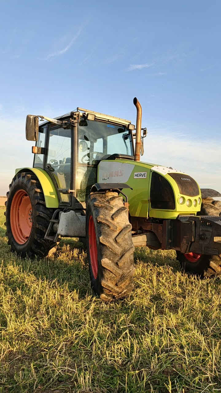 سلام عليكم كلاص موديل 2005حجم 100 سعر 20 مكان كركوك الستفسار رقم ***********
