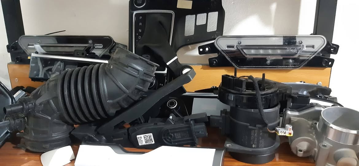 أدوات كيا سبورتج ٢٣و٢٤و٢٥ للاستفسار الاتصال على الرقم بي واتساب العنوان زيونه متواجد ليل نهار ***********
