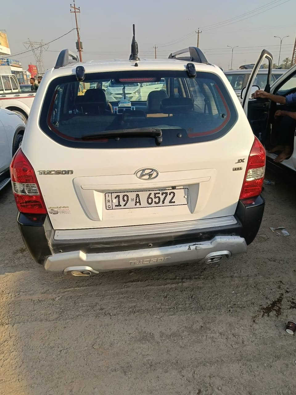 السياره فول مواصفات 
داخل جلد 
مكينه 2000
فتحه 
السياره كفاله عامه 
من البجم للبجم 
سونار تريد تريد تفحص يم اي احد 
تبريد قطعتين ثلاجه 
حداديه واحد على واحد 
سياره جاهزه 
***********واتساب بغداد, العراق
