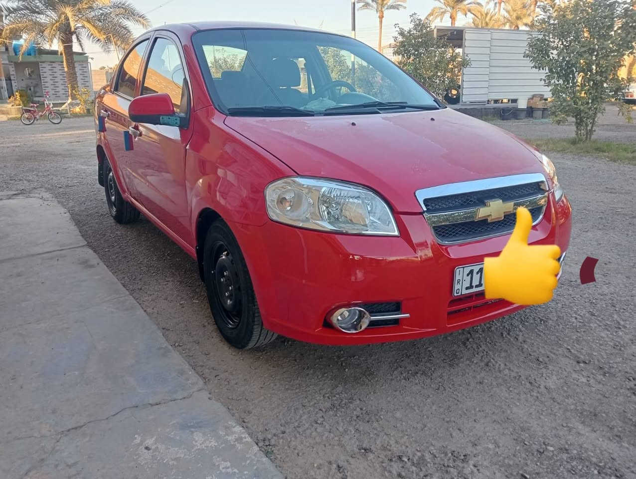 سلام عليكم
للبيع افيو موديل 2010
بيها صبغ جاملغ و لباب شويه بدون ضربه بدون دواخل 
رقم بغداد تحويل مباشر سنويه 29 
مكينة كير خير من الله صدر تخم تاير جديد 
سعر 70$ وبيها مجال 
الهاتف ***********
