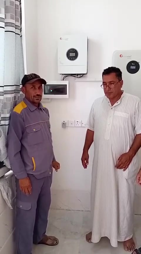على بركة الله تعالى

تم بعون الله تعالى تنصيب منظومة طاقة شمسية متكاملة ذات كفاءة عالية، باستخدام مواد عالمية مضمونة لضمان طاقة مستقرة وأداء موثوق يدوم لسنوات طويلة.

🔹 10 أمبير نهاري
🔹 10 أمبير ليلي

تتكون المنظومة من:
▪️ انڤيرتر فلستي بقدرة 6 كيلو، بمواصفات عالمية وأداء عالي الكفاءة.
▪️ بطارية فلستي سعة 10 كيلو، ذات جودة ممتازة وعمر تشغيلي طويل.
▪️ ألواح لونجي HIMO X10 بقدرة 650 واط (وجهين)،  وكفاءة إنتاجية عالية.
▪️ هيكل حديد مغلون مقاوم للصدأ والعوامل الجوية.
▪️ بورد قواطع حماية متكامل لضمان أعلى درجات الأمان.
▪️ أسلاك ربط نحاس عالية الجودة لتحمل الأحمال بكفاءة عالية.
▪️ جميع الملحقات والتجهيزات الخاصة بمنظومات الطاقة الشمسية.

نلتزم بتقديم الجودة، الضمان، والدقة في التنفيذ بأيدي مختصة وخبرة موثوقة، لأن الطاقة الشمسية اليوم ليست رفاهية، بل استثمار حقيقي للمستقبل وتوفير دائم للطاقة.

📞 للاستفسار والحجز : ***********

#الفريق_الفني
#عكرمه_الحبيب
#طاقة_متجددة #اعمال_يومية
#الله_حيهم
