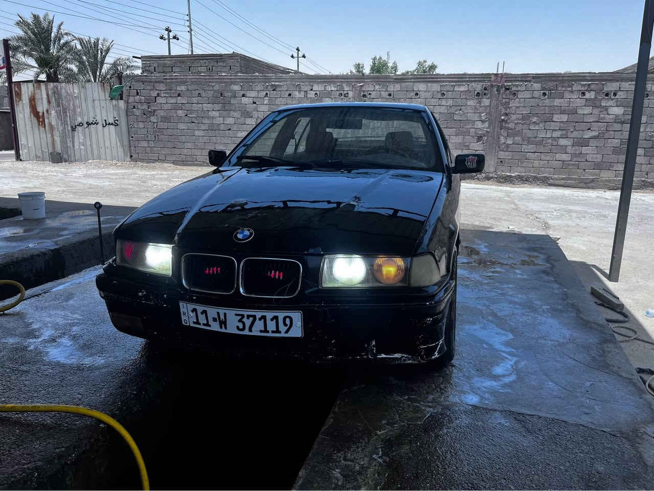 E36 مكينة كايمة وكيرها عادي ابسمنة والي يشتري انطي شهر للتحويل والسيارة كوم حديد *********** ابو الخصيب, البصرة
