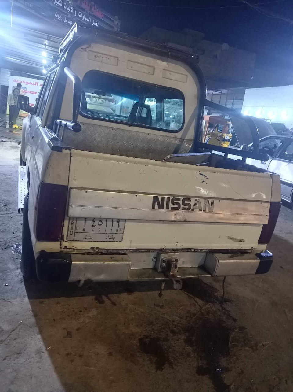 للبيع نيسان باترول موديل ١٩٩٥ رقم بغداد بسمي رقم أصفر حمل وراك امامي وخلفي صدر ٨٠ بل ميه محرك خير من الله كاز ٤ سلندر كير عادي فور ويل شغال تخم تاير جديد العنوان بغداد البياع أو حي جهاد سعر ٦٠ وبي مجال وشراي يتصل ***********
