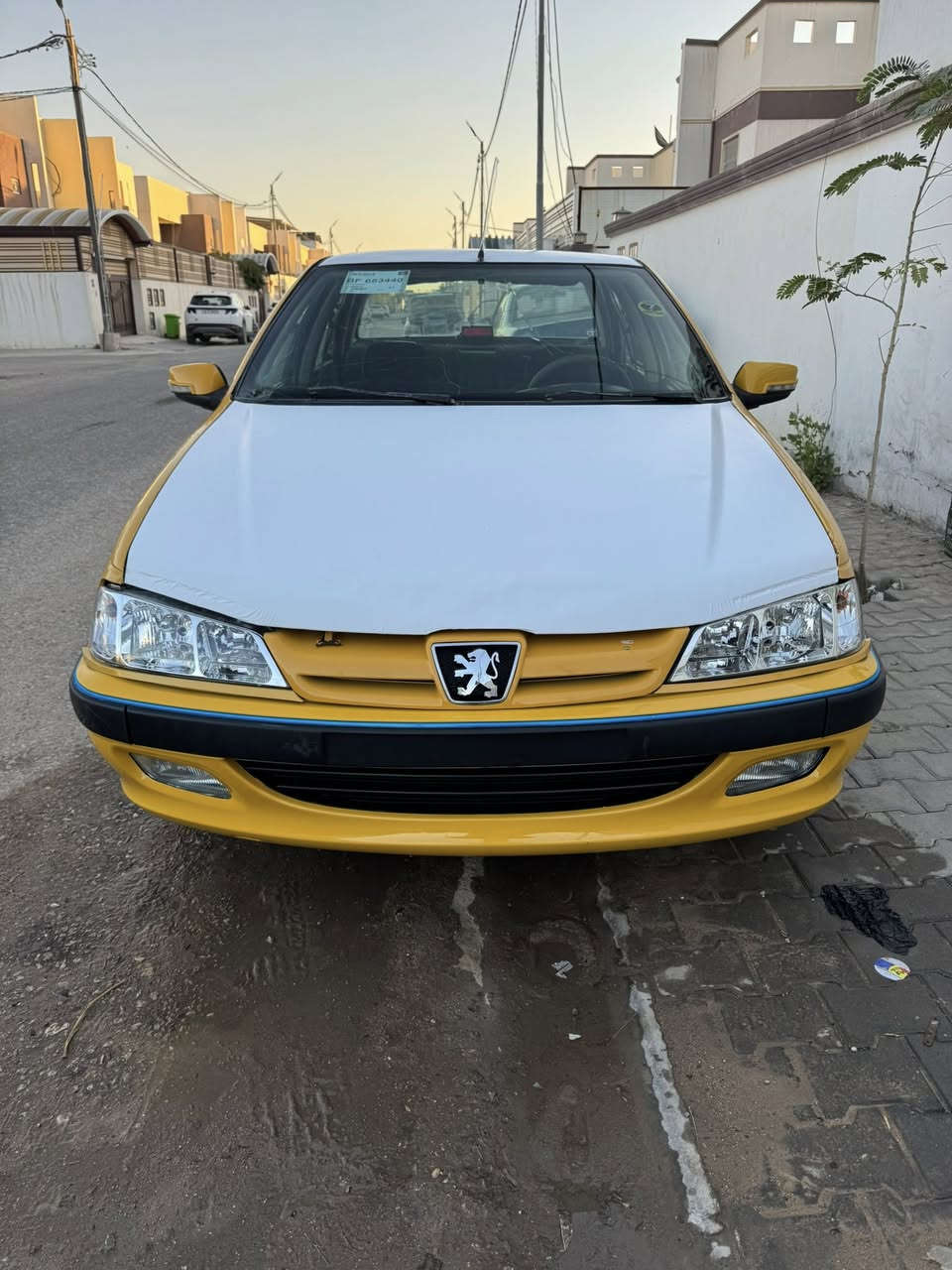 السلام عليكم بيجو بارص 11سياره كفاله بيه بس جاملغ الكدام مبدل بدون ضربه وبيه نص الدوار صبغ واضحه بالصور اثر خياس رقم نجف بأسمي تحويل ثاني يوم كير جديد مكينه بيه رنكات  تخم تاير جديد تبريد شغال حداديه 70 بالميه مصفره هيئه وغرامات السعر ٢٧ وبيه مجال العنوان نجف للتواصل ***********
