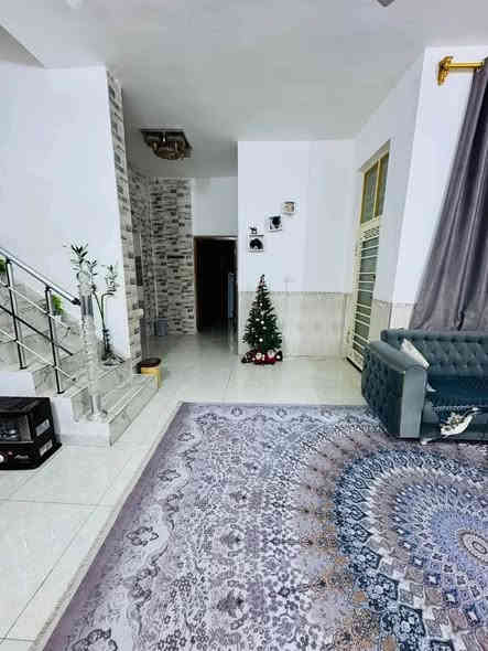 إعلان.......🛑🛑🛑🛑
بيت للبيع مجمع البيادر مساحته 200متر جه حي النفط 

يحتوي على غرفتين وصاله ومطبخ وبراني وصحيات خارجيه وداخليه وحديقه

السعر الكلي 175

مطلوب 110 

بيد صاحب البيت 65

التسديد الشهري 548

للاستفسار الاتصال على الارقام التالية 🌏🌏

***********

***********

***********

مكتب الساعي للعقارات // والمقاولات 🧿🧿🧿🧿

#العنوان سايدين حي الشرطة
