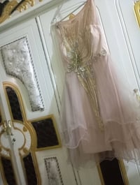 فساتين • لبست مره وحدة • للبيع