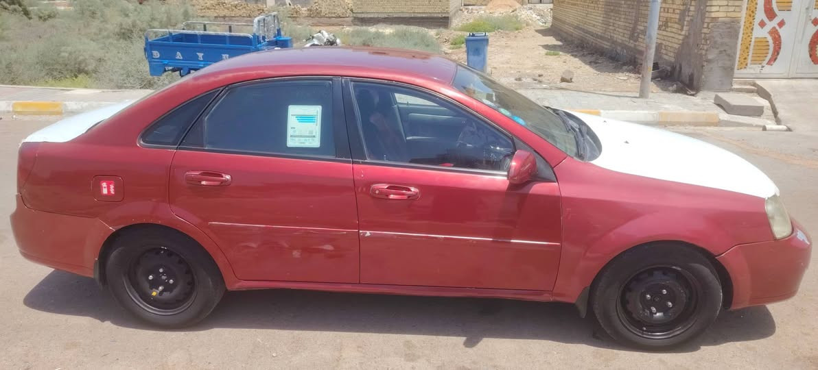 سلام عليكم فورنزا 2006للبيع او مراوس سنويه 30 سياره جاهزة كير مكينه مكفولات مكينه 2000 تبريد تدفئه حداديه تخم تاير قبل سبوع مسوين كهربائيات كله شغاله سياره جاهزه السعر 48 وبيه مجال  المكان واسط قضاء الحي ***********
