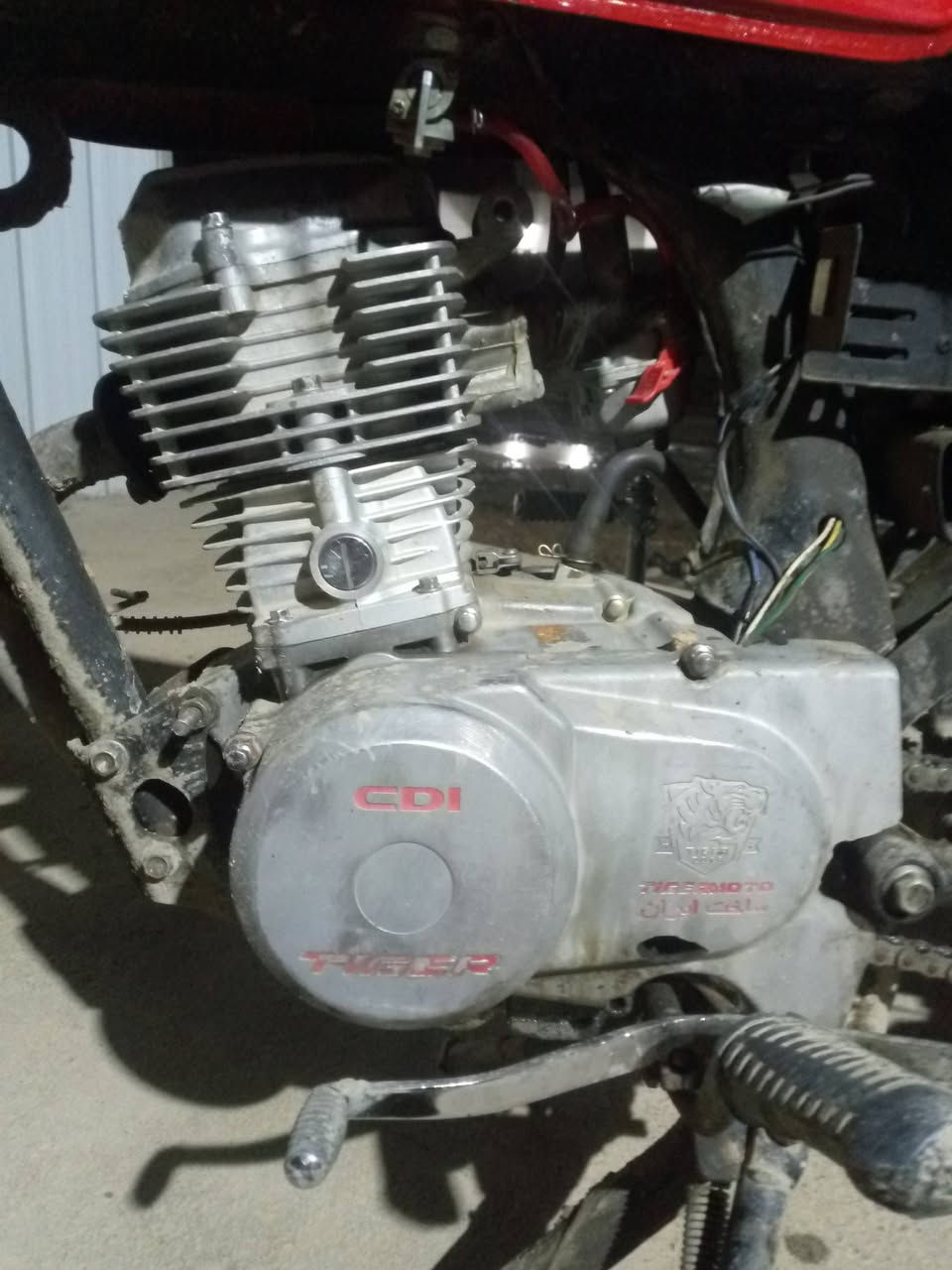 السلام عليكم موطور للبيع سعر175وبي مجال


**إذا كنت صاحب هذا الإعلان وتريد حذفه لأي سبب، رجاءا أرسل رسالة إلى الدعم الفني**