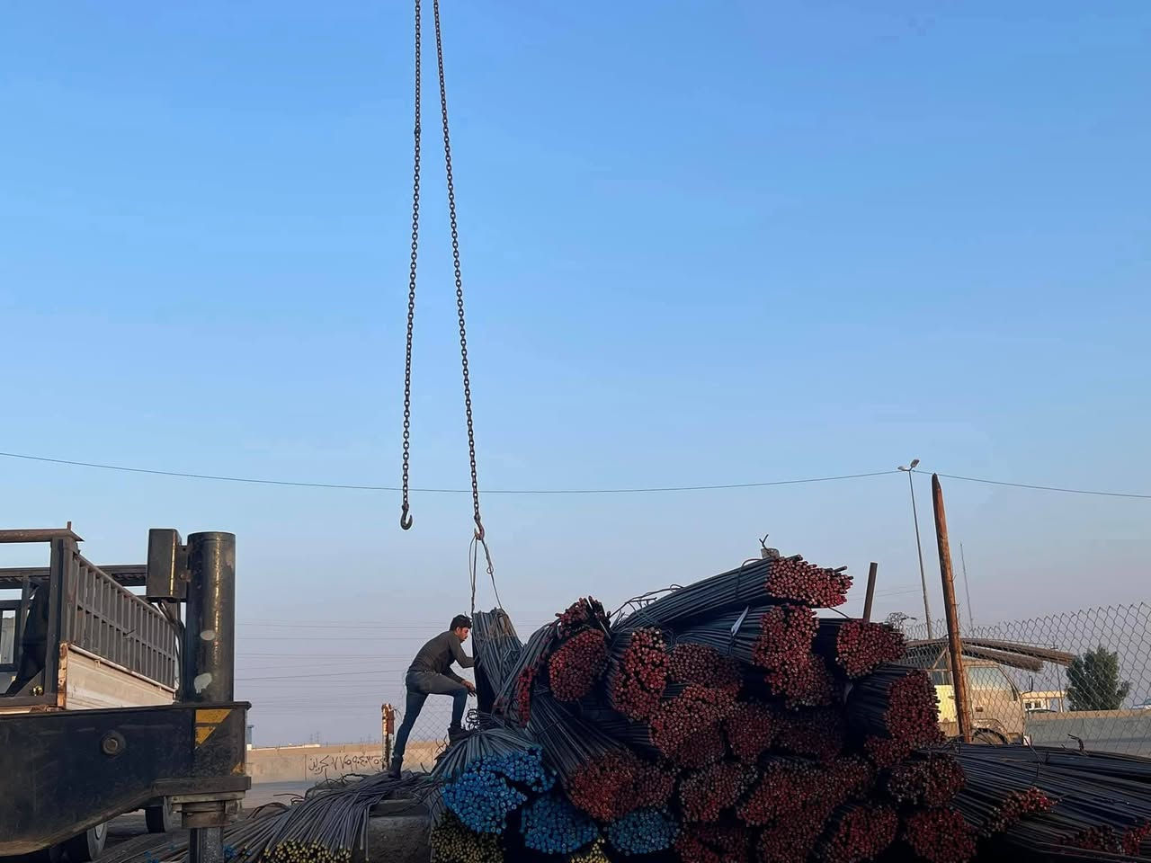 مكتب الشمال بيع حديد تسليح اف اف 820
حديد تسليح عراقي ماس سليمانيه 930

حديد تسليح عراقي فان ستيل 800

حديد تسليح عراقي سوبر ستيل 770

حديد تسليح عراقي عراق ستيل 750

حديد تسليح ايراني 700
يوجد توصيل لجميع المحافظات العراق 🇮🇶
عنوننا بغداد شارع فلسطين 
الفرع الثاني بغداد العبيدي 

***********  مهند الشمري 

انتباه عزيز الزبون عد الحديد قبل التفريق 

تكد من النوعيه
