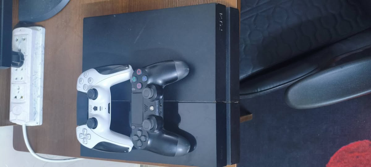 السلام عليكم
بلي فور فات للبيع نظيف ومفتوح لغرض التنظيف كامل غراضة ويا وجويستكات 2 
السعر170
العنوان بسمايا


**إذا كنت صاحب هذا الإعلان وتريد حذفه لأي سبب، رجاءا أرسل رسالة إلى الدعم الفني**