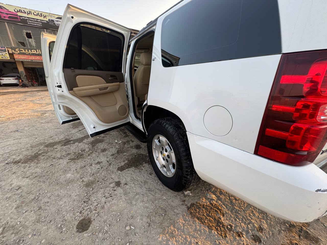 السلام عليكم تاهو مديل ٢٠١٣كفاله من الضربه ولكصه سيارة وارد خليجي مكلف بل نشر تصال *********** سياره حاويه
