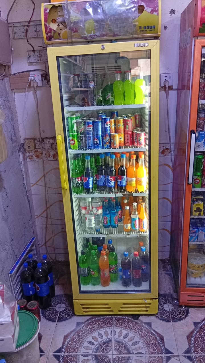 عارضات ع ٢٣٠
سفينه ب١٨٠مترين 

عارضات جباس وحده ع 230

مواد غذائيه ومنضفات اسعار كلش مناسبه 

عنوان بصره حيانيه ***********
