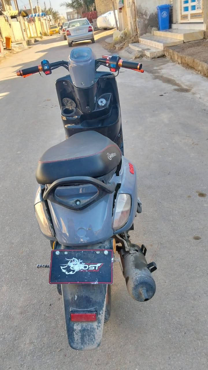 يالله أللهم صلِّ على محمد وآل محمد
سلام عليكم شباب 

ماكس بوليس صيني

للبيع فقط السعر 700وببها مجال للشراي 

الدراجة كامله من كلشي شغل واطلع
 

 الكهربائيات كلها كاملها كلوبات اشايار 

شلعه ومعدل المكينه ما مفتوحه 

مكلف بالنشر وهذا رقم راعيها 

***********
