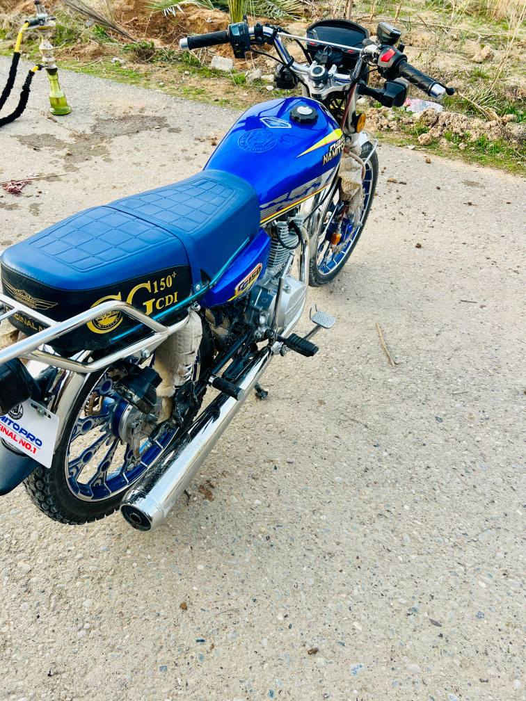 السلام عليكم 
دراجه للبيع موديل 25 
نضيفه حيل 
مثل ما تريدهة 
السعر 750 
للاستفسار 
***********
ملاحظة: قبق الزنجيل موجود بس مو شادو
